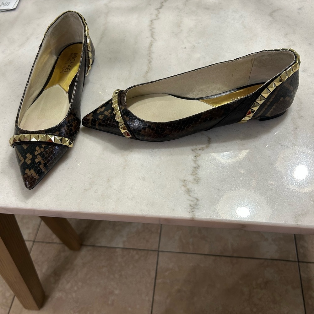 Michael kors women’s flat shoes